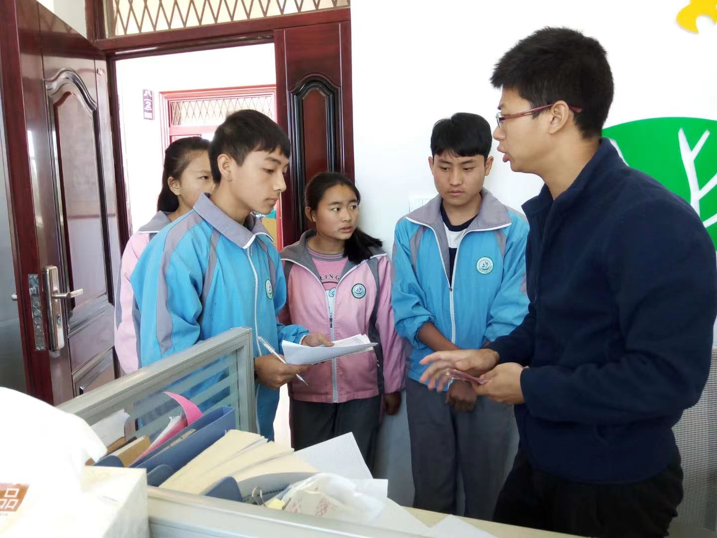 慧享科技爱心助学公益活动